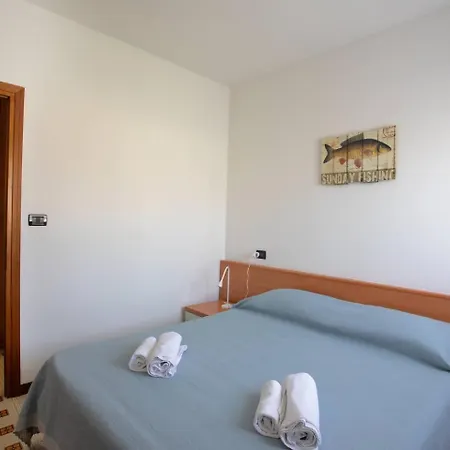 Апартаменты Garda Con Piscina - Free Parking Сирмионе
