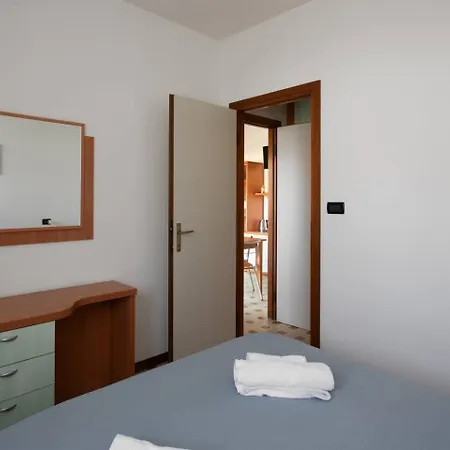 Garda Con Piscina - Free Parking Апартаменты Сирмионе
