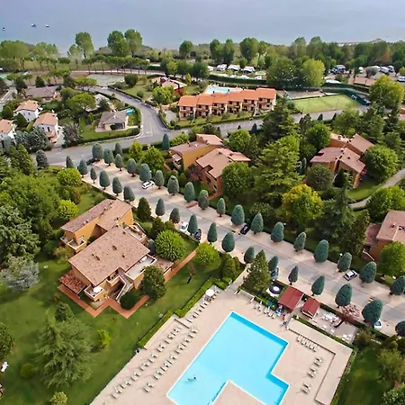 Garda Con Piscina - Free Parking * Сирмионе